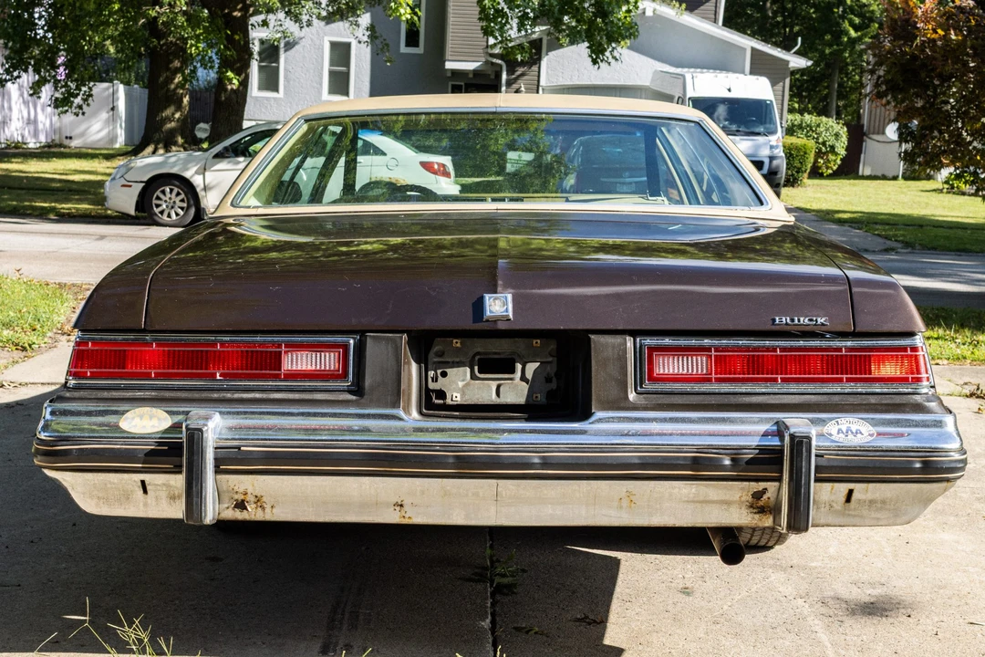 1975 Buick LeSabre - Image 5 of 31