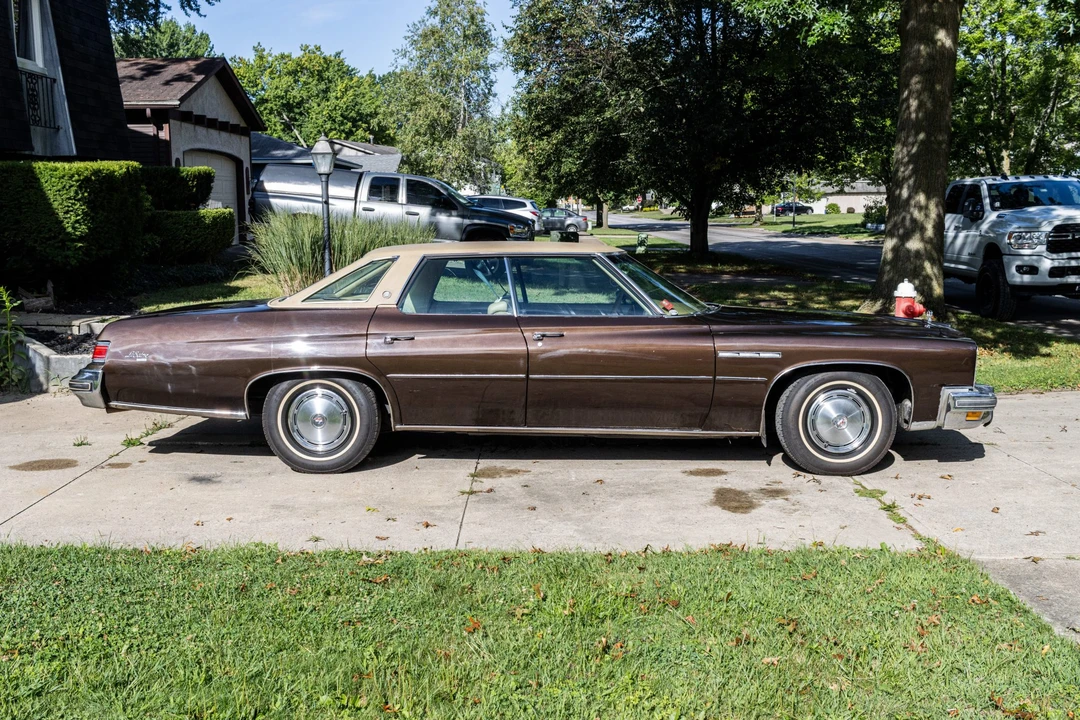 1975 Buick LeSabre - Image 7 of 31