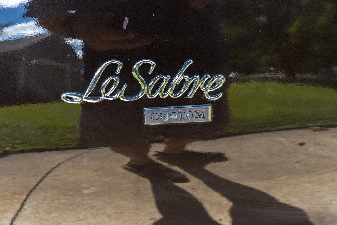 1975 Buick LeSabre - Image 20 of 31