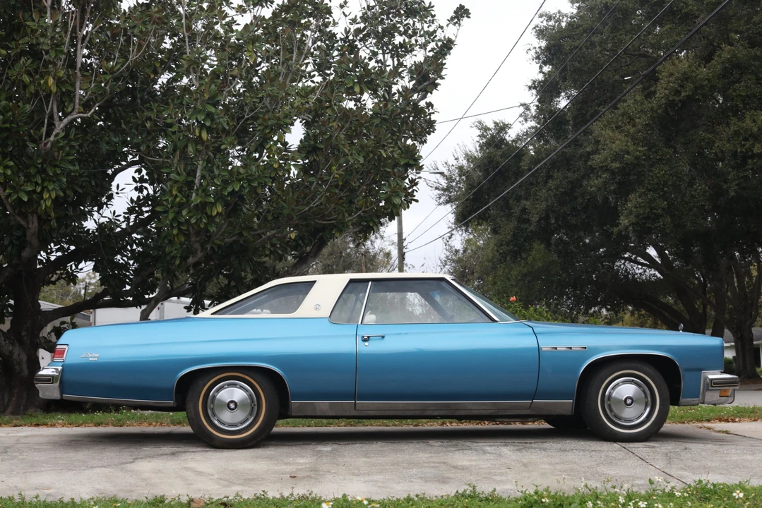1975 Buick LeSabre - Image 9 of 31