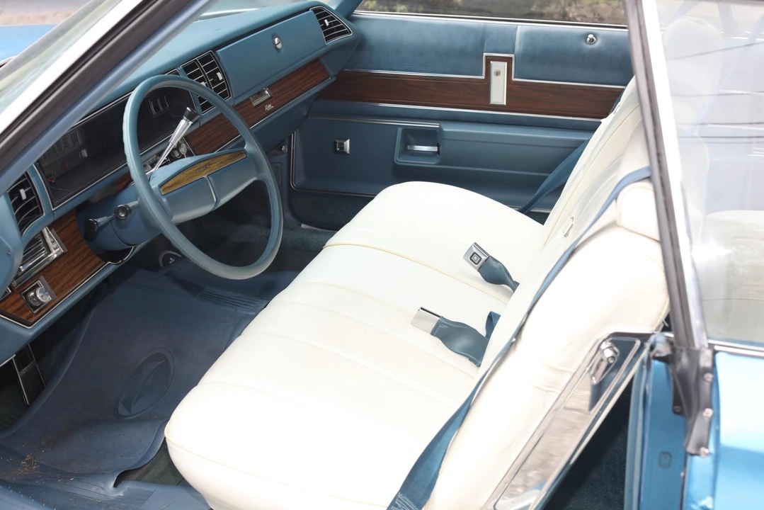 1975 Buick LeSabre - Image 30 of 31