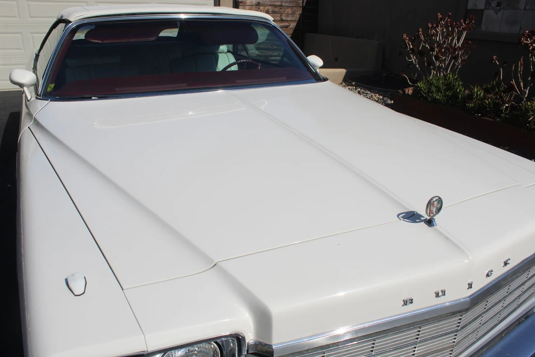 1975 Buick LeSabre - Image 29 of 31