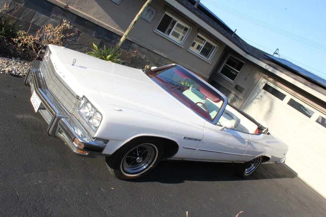 1975 Buick LeSabre - Image 5 of 31