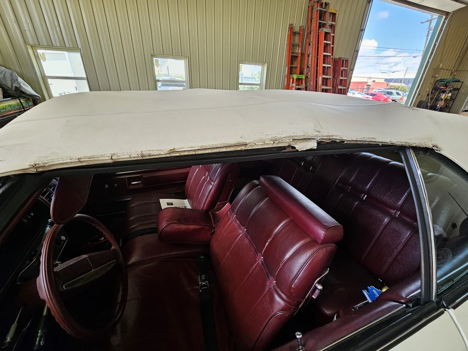 1975 Buick LeSabre - Image 29 of 31