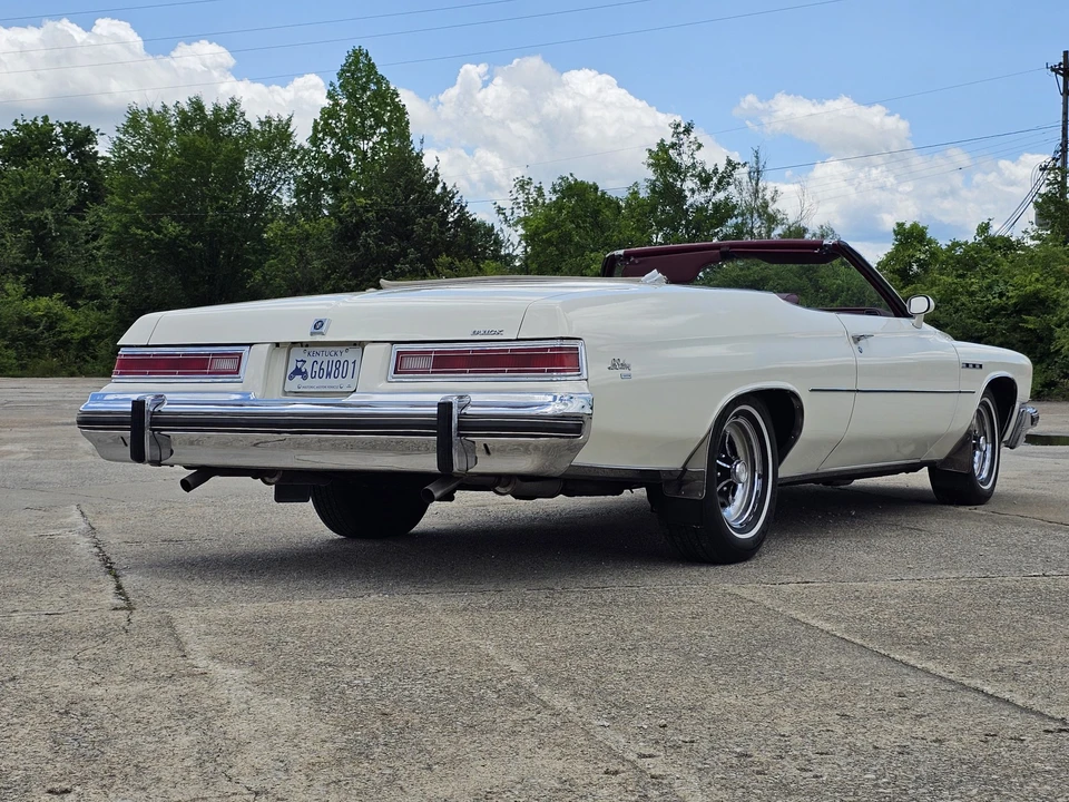 1975 Buick LeSabre - Image 9 of 31