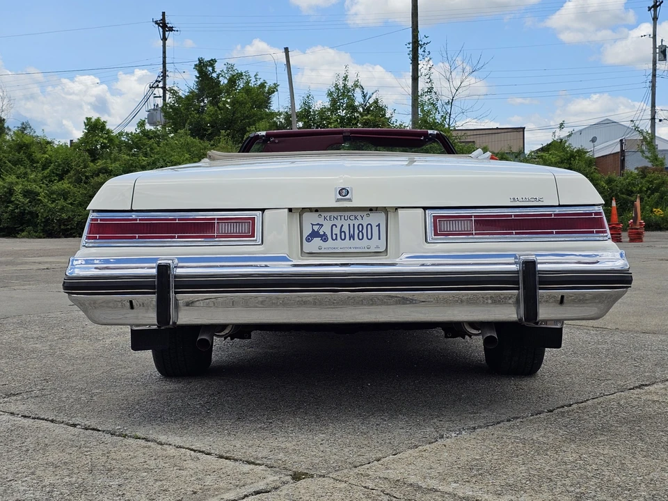 1975 Buick LeSabre - Image 8 of 31