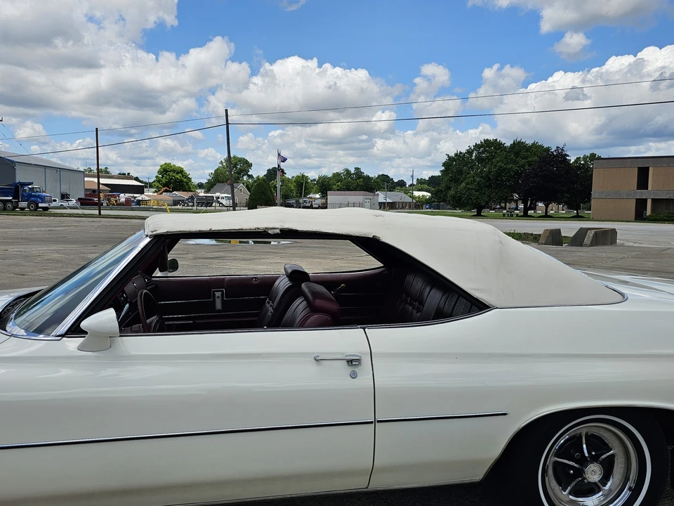 1975 Buick LeSabre - Image 30 of 31