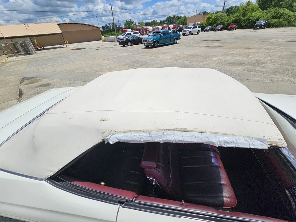 1975 Buick LeSabre - Image 25 of 31