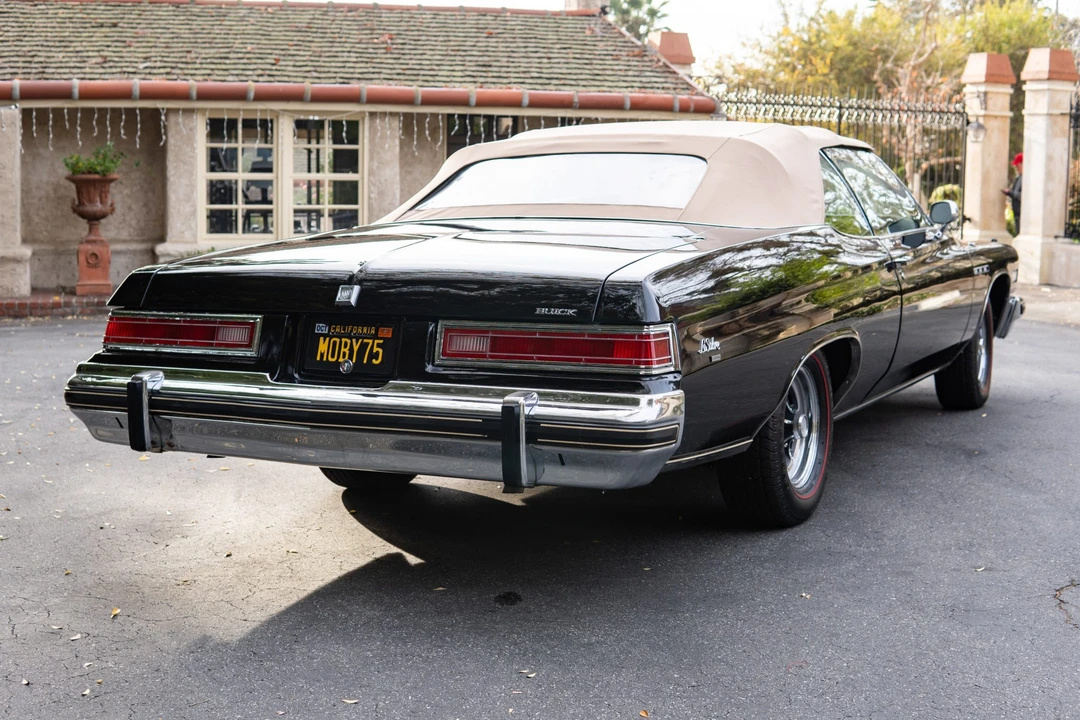1975 Buick LeSabre - Image 7 of 31