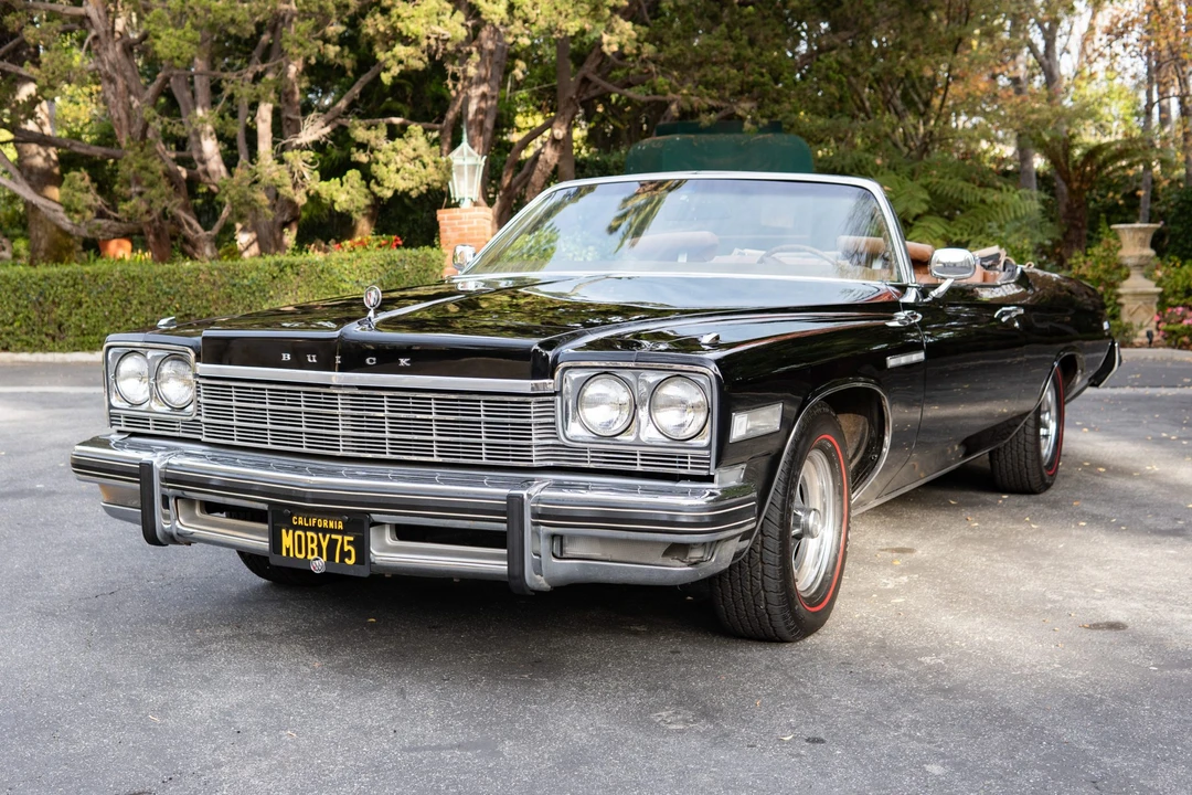 1975 Buick LeSabre - Image 11 of 31