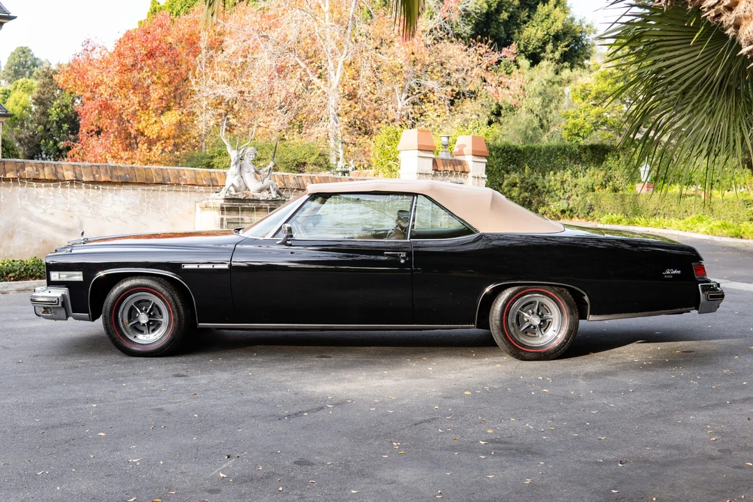 1975 Buick LeSabre - Image 4 of 31