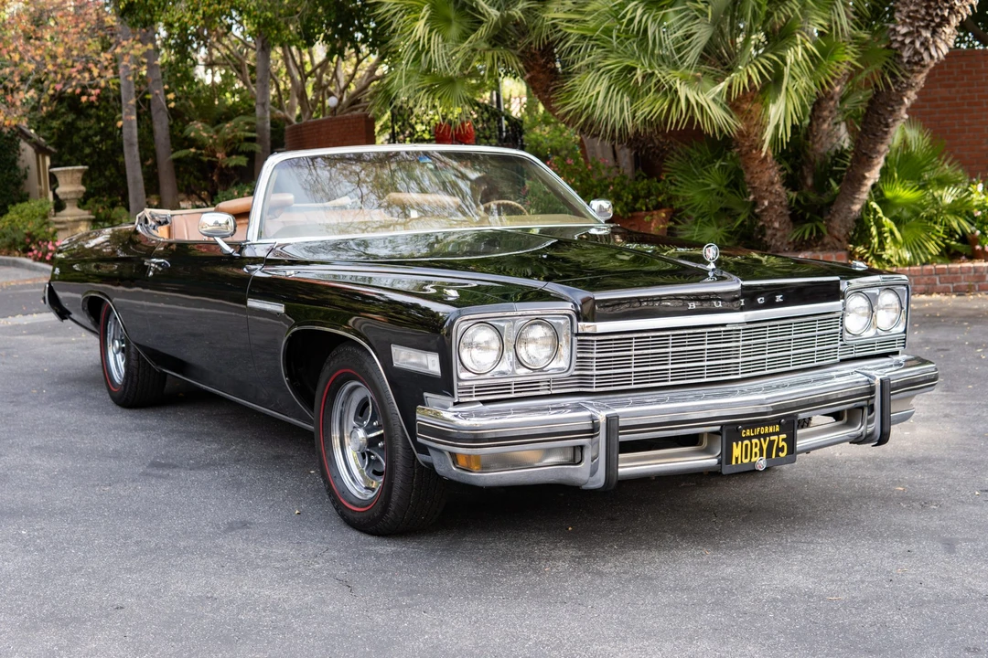 1975 Buick LeSabre - Image 19 of 31