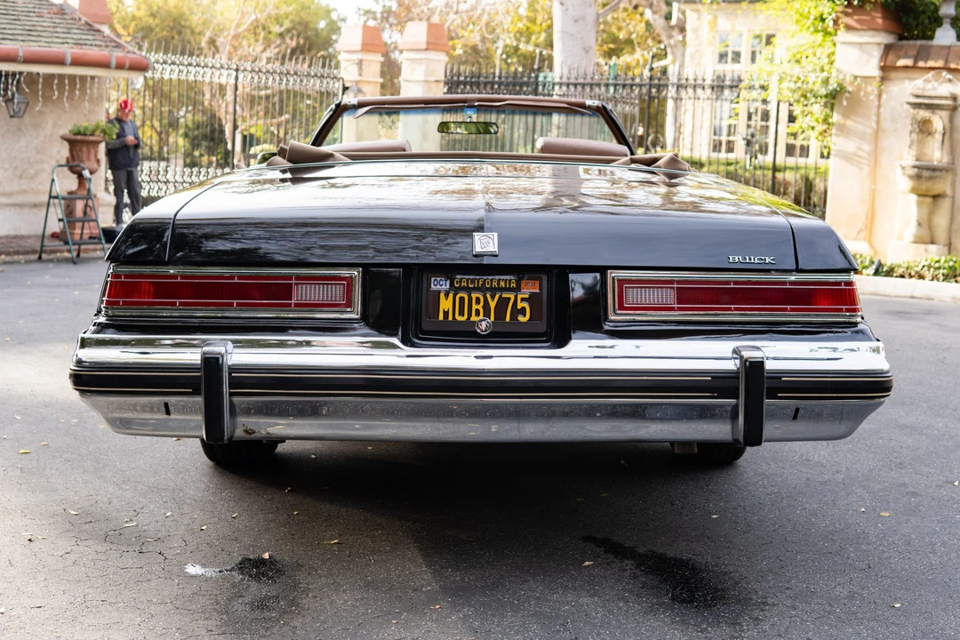 1975 Buick LeSabre - Image 15 of 31
