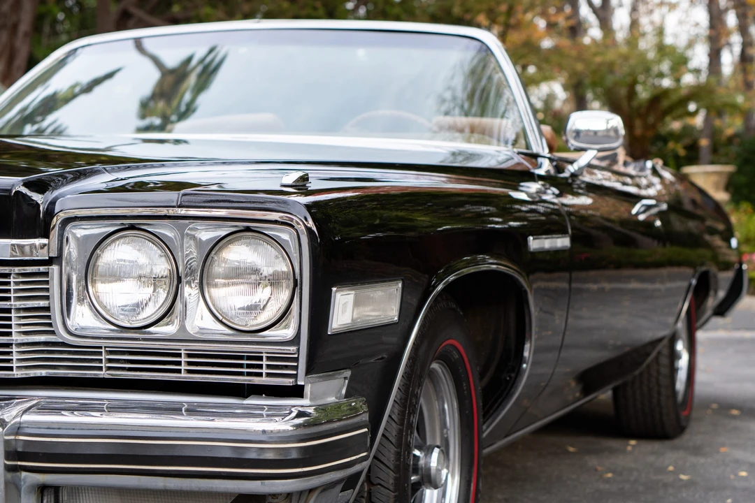 1975 Buick LeSabre - Image 27 of 31