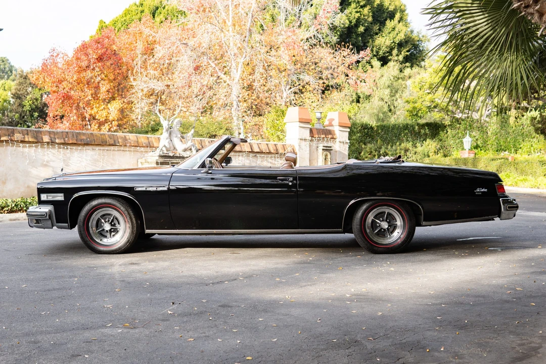 1975 Buick LeSabre - Image 12 of 31