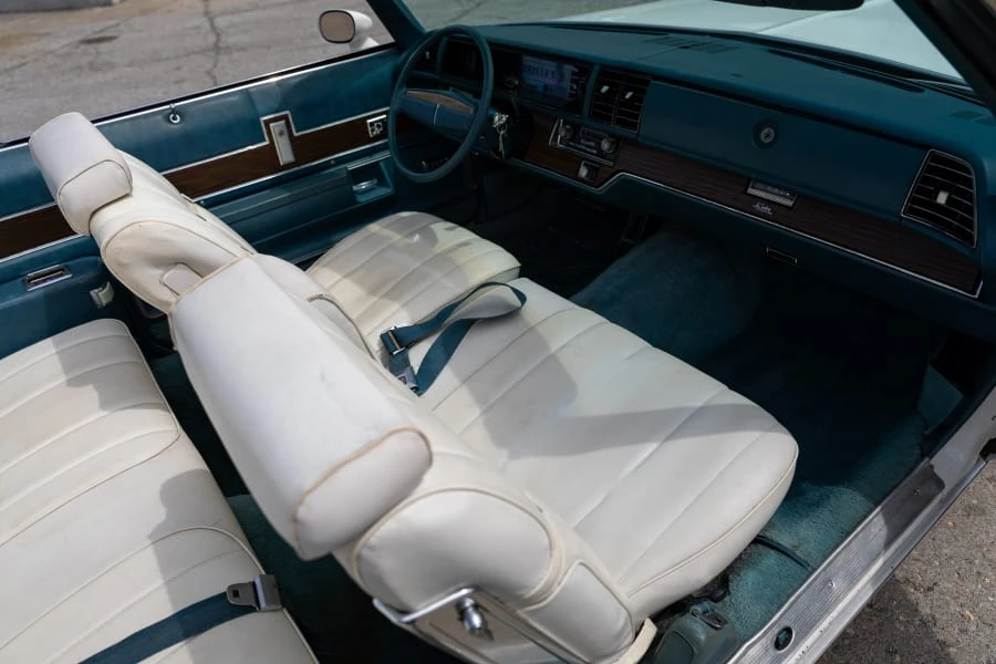 1975 Buick LeSabre - Image 21 of 31