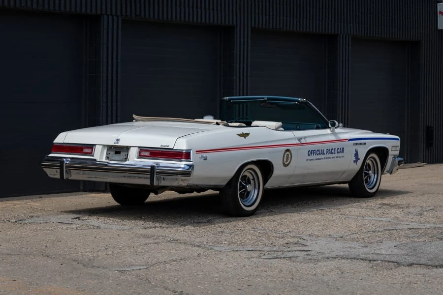 1975 Buick LeSabre - Image 3 of 31