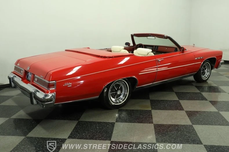 1975 Buick LeSabre - Image 11 of 31