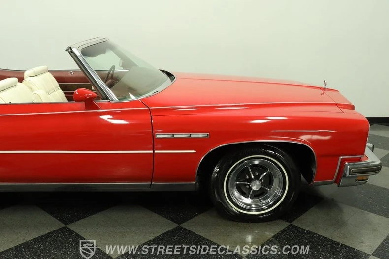 1975 Buick LeSabre - Image 28 of 31