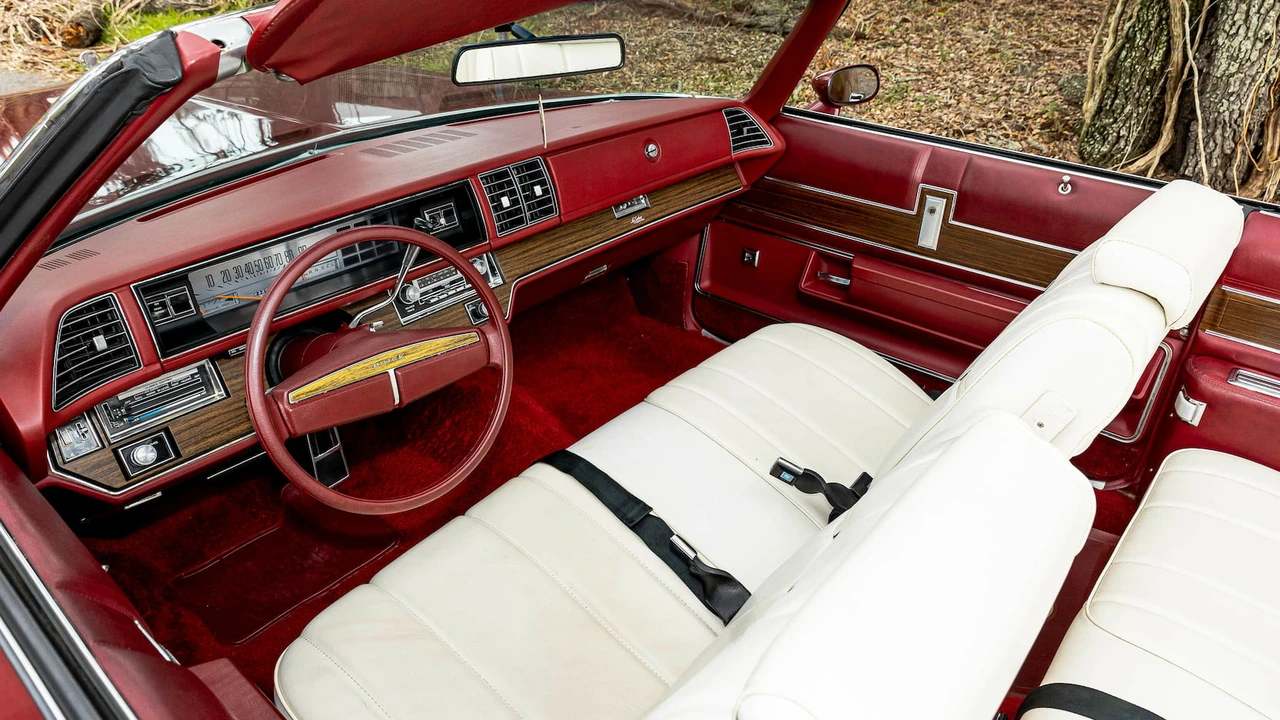 1975 Buick LeSabre - Image 4 of 31