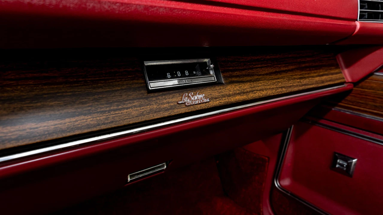 1975 Buick LeSabre - Image 26 of 31