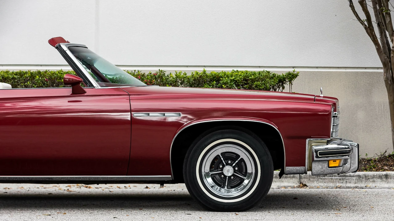 1975 Buick LeSabre - Image 31 of 31