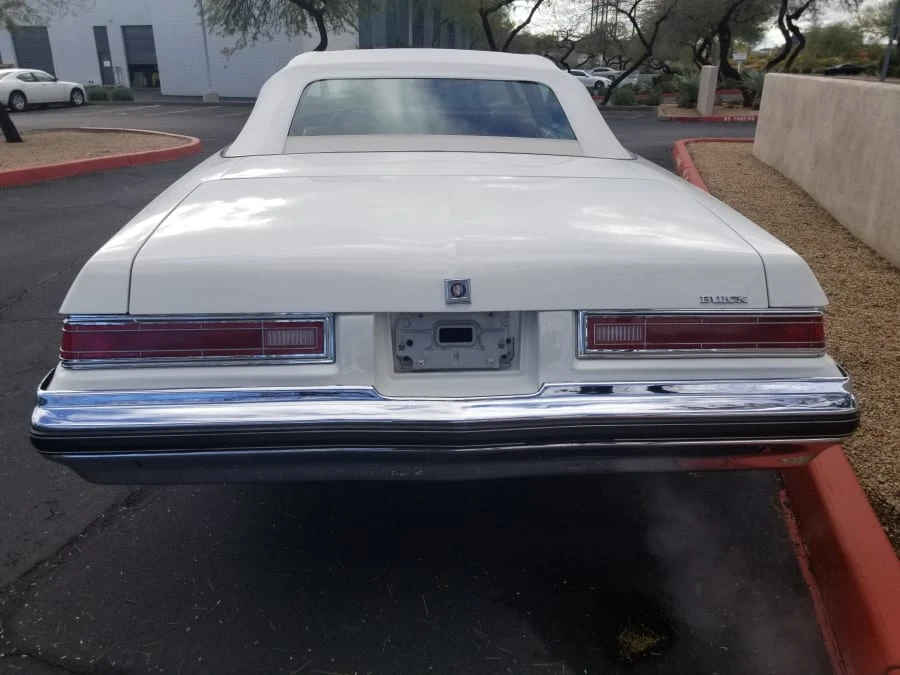 1975 Buick LeSabre - Image 11 of 12