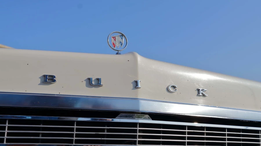 1975 Buick LeSabre - Image 9 of 12