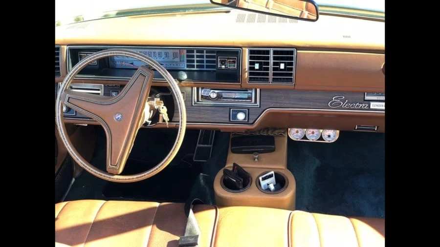 1975 Buick LeSabre - Image 4 of 12