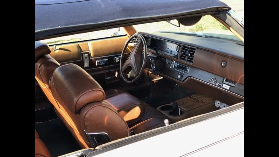 1975 Buick LeSabre - Image 7 of 12
