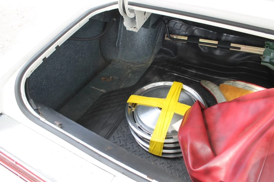 1975 Buick LeSabre - Image 11 of 12
