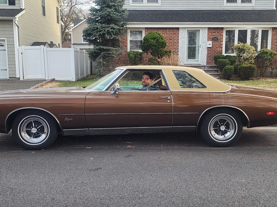 1975 Buick Riviera 4th-7th Gen - Image 6 of 13