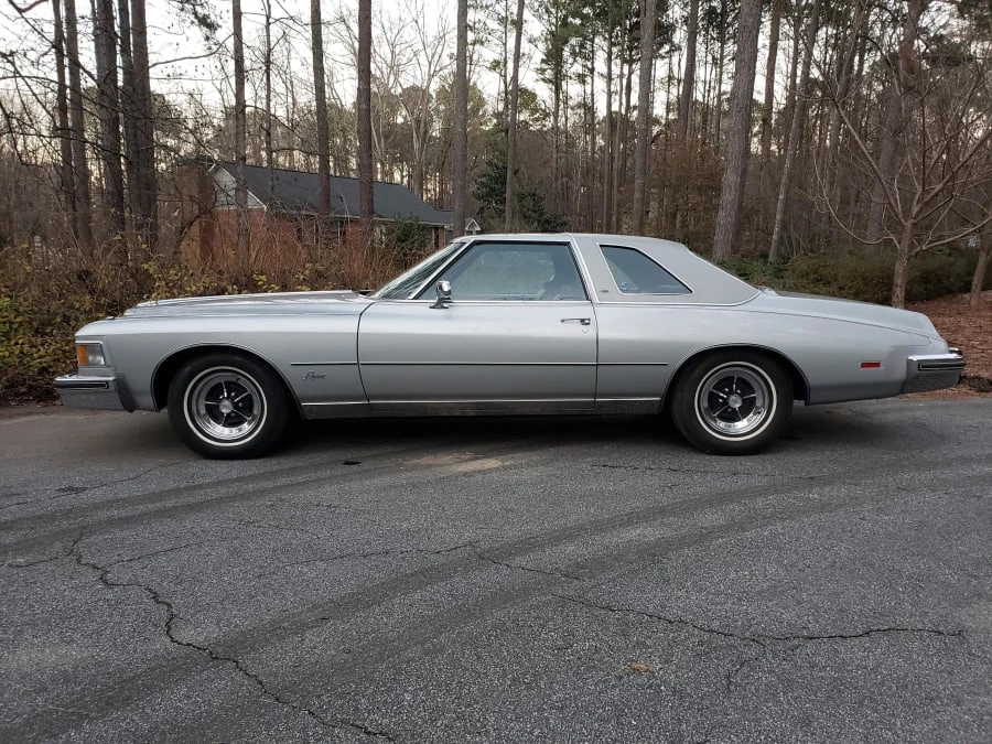 1975 Buick Riviera 4th-7th Gen - Image 2 of 9