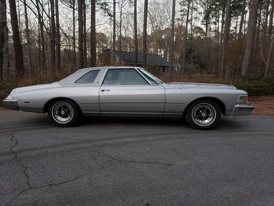 1975 Buick Riviera 4th-7th Gen - Image 8 of 9