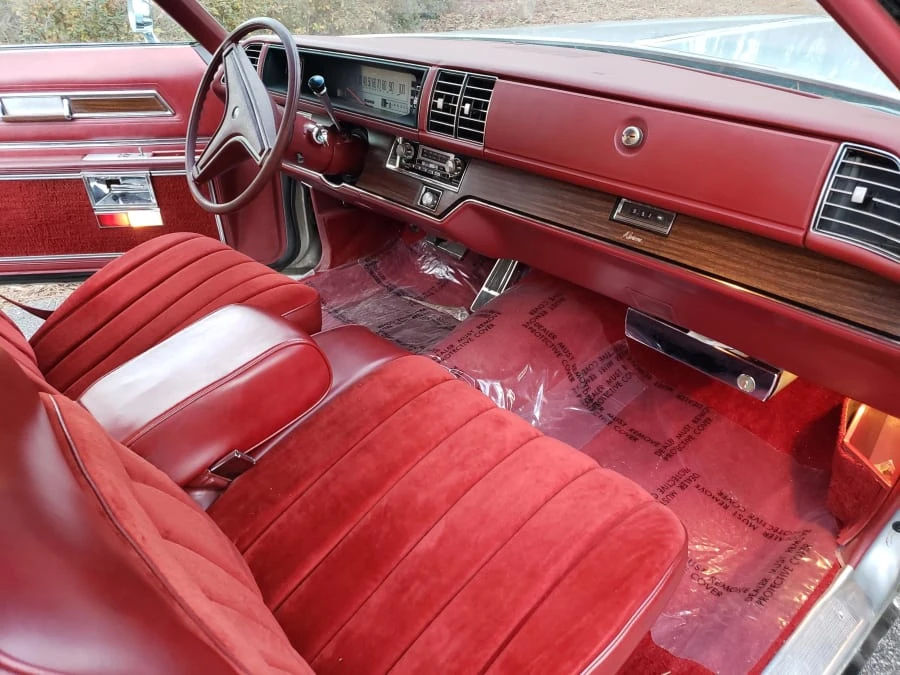 1975 Buick Riviera 4th-7th Gen - Image 4 of 9