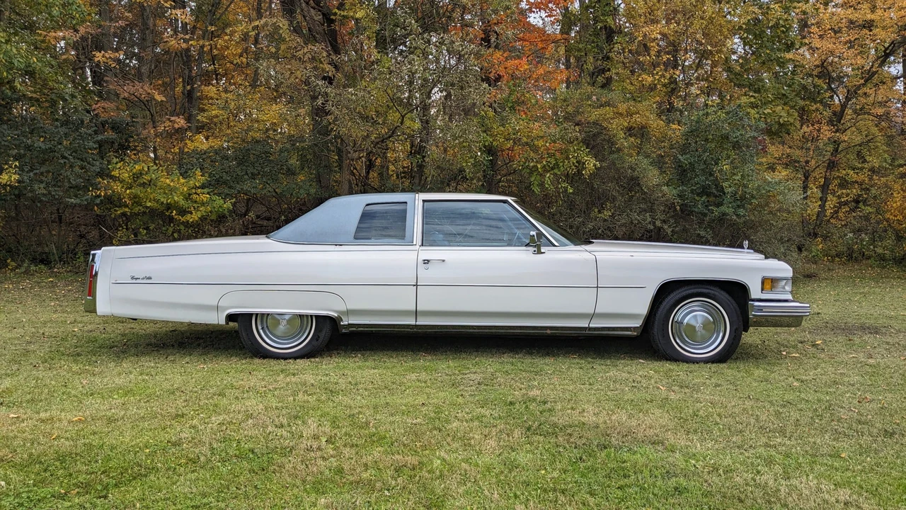 1975 Cadillac DeVille 4th Gen - Image 27 of 31