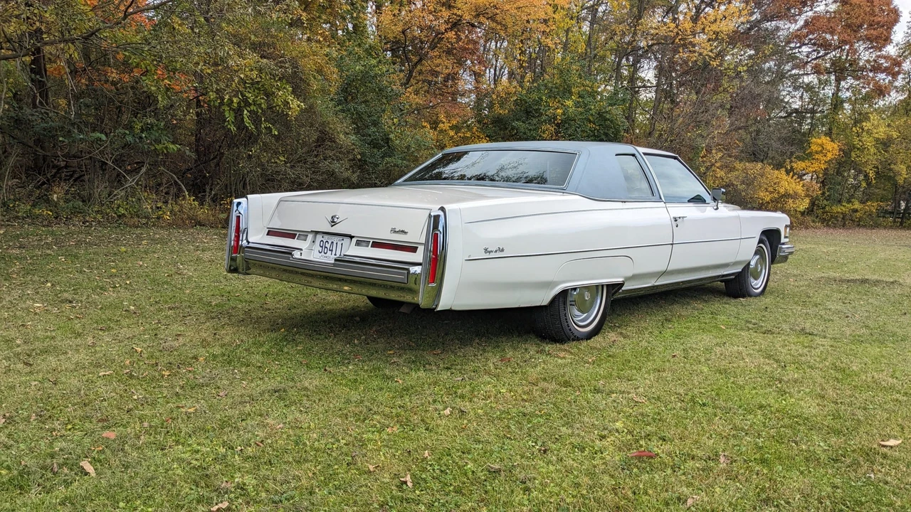 1975 Cadillac DeVille 4th Gen - Image 26 of 31