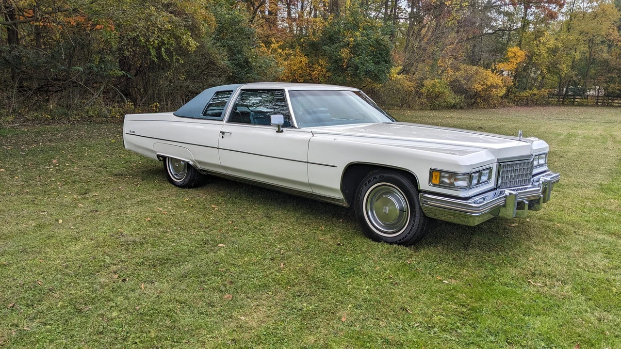 1975 Cadillac DeVille 4th Gen - Image 3 of 31
