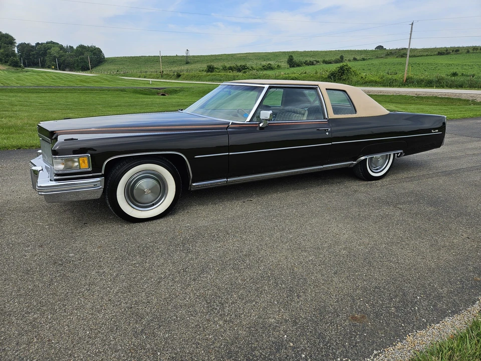 1975 Cadillac DeVille 4th Gen - Image 3 of 31