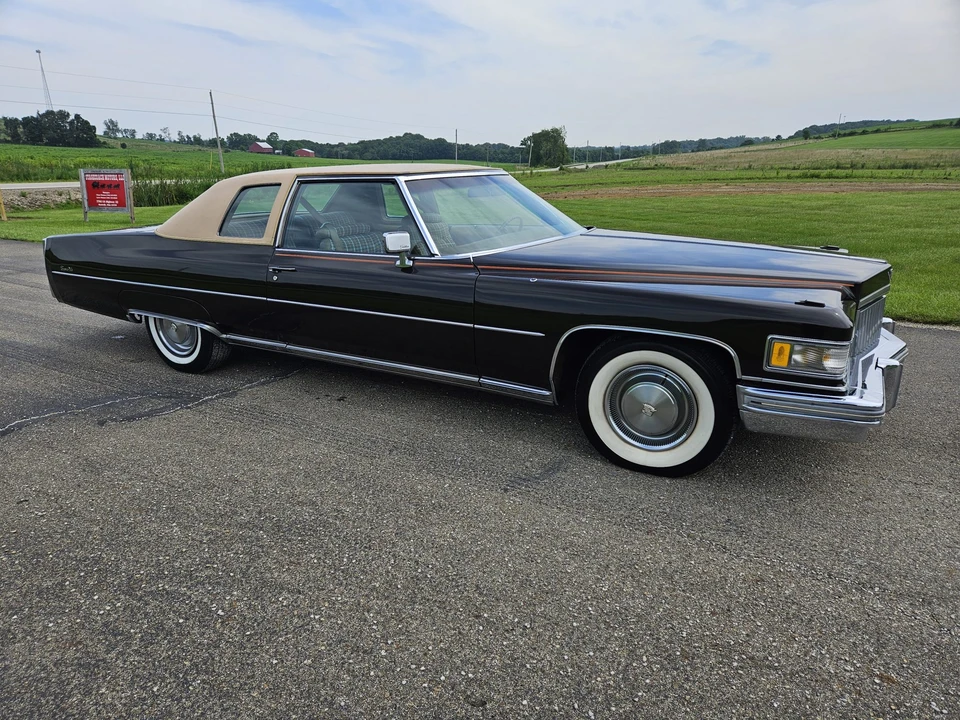 1975 Cadillac DeVille 4th Gen - Image 12 of 31
