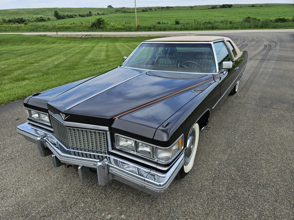 1975 Cadillac DeVille 4th Gen - Image 17 of 31