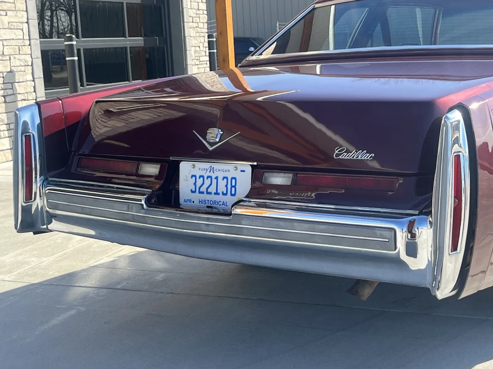 1975 Cadillac DeVille 4th Gen - Image 17 of 31