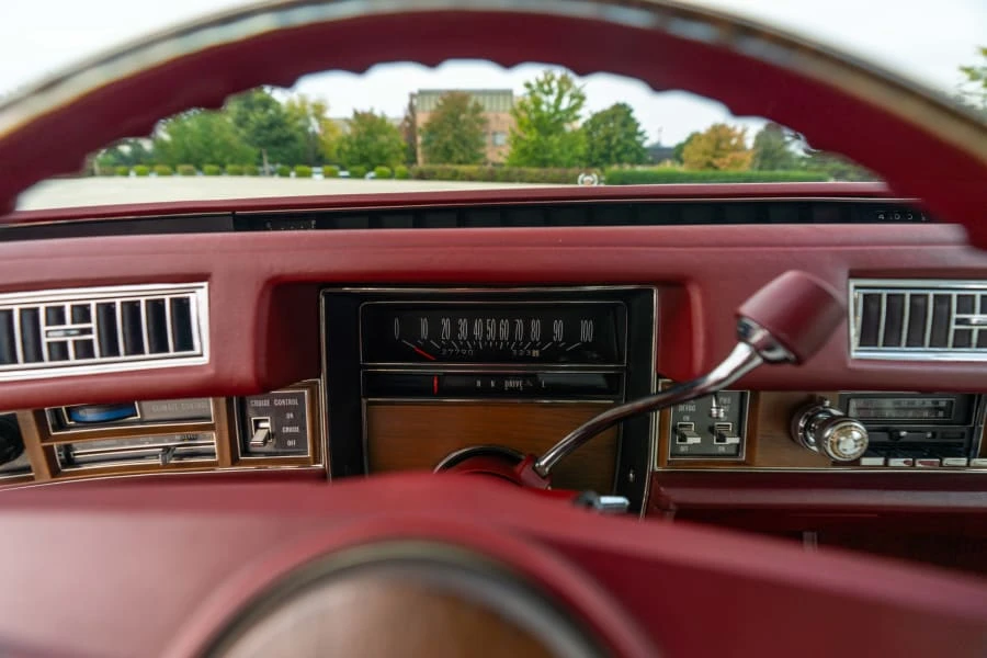 1975 Cadillac DeVille 5th Gen - Image 26 of 31