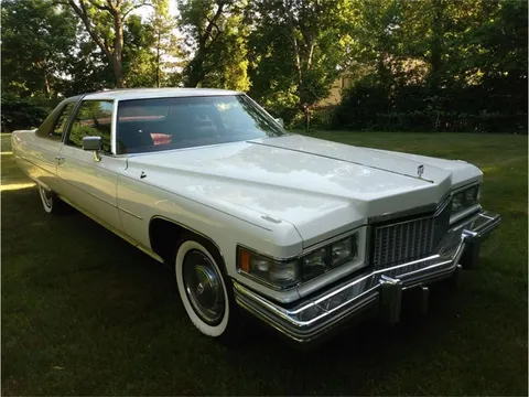 1975 Cadillac Coupe DeVille