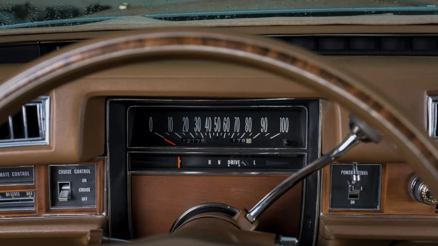 1975 Cadillac DeVille 4th Gen - Image 18 of 29