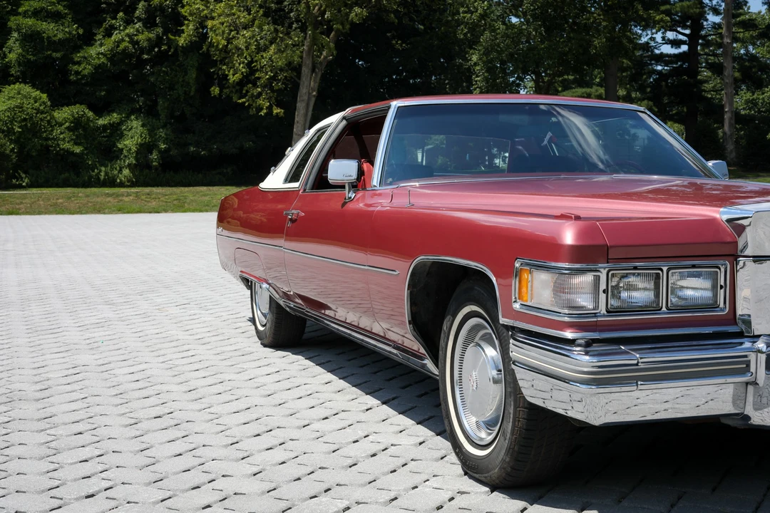1975 Cadillac DeVille 4th Gen - Image 12 of 31