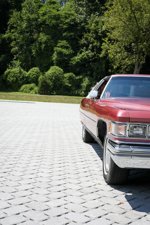 1975 Cadillac DeVille 4th Gen - Image 13 of 31