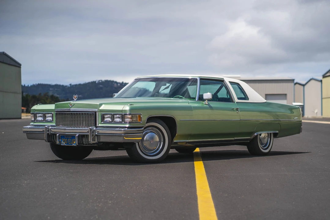 1975 Cadillac DeVille 4th Gen - Image 9 of 31