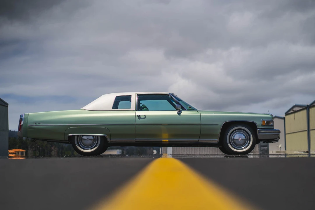 1975 Cadillac DeVille 4th Gen - Image 25 of 31