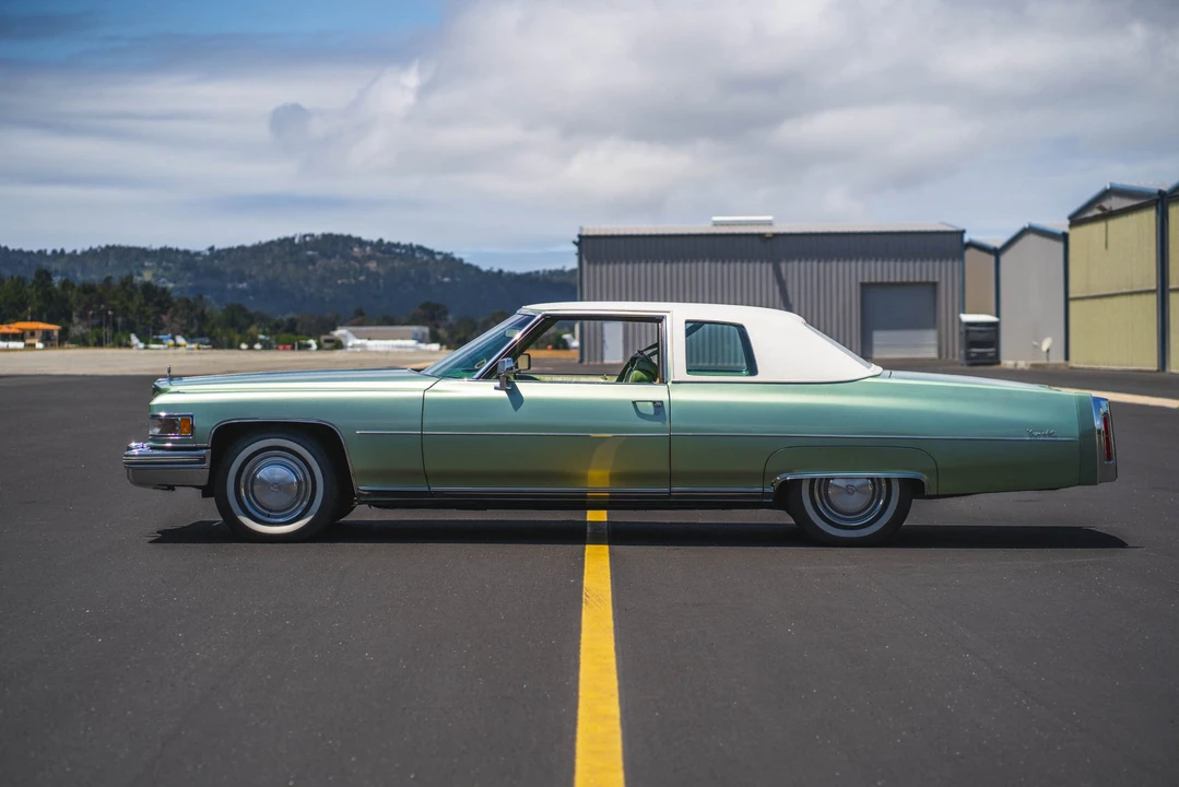1975 Cadillac DeVille 4th Gen - Image 14 of 31